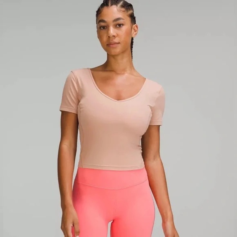 Lululemon pink clay cropped align tshirt like new